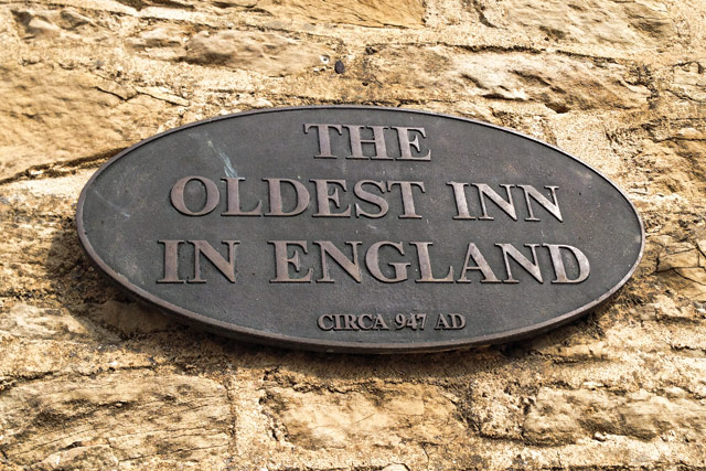 Historic market town Stow-on-the-Wold, The Old Stocks Inn